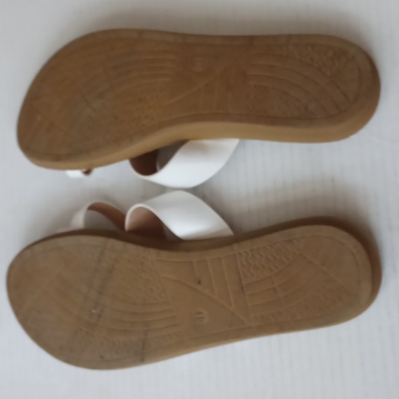 4/$40 Cream Coloured Sandals - Size 41 (US 8) - Picture 4 of 7